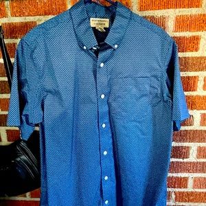 Duluth Trading Co. Men’s M shirt